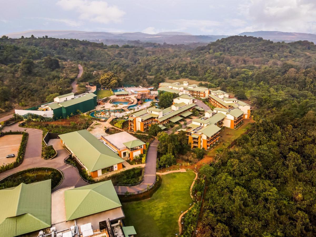 Club Mahindra Assonora Hotel Exterior foto